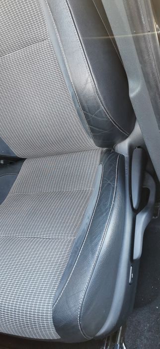 Toyota Auris Prestige 1,6 polski salon 1 właściciel mały przebieg