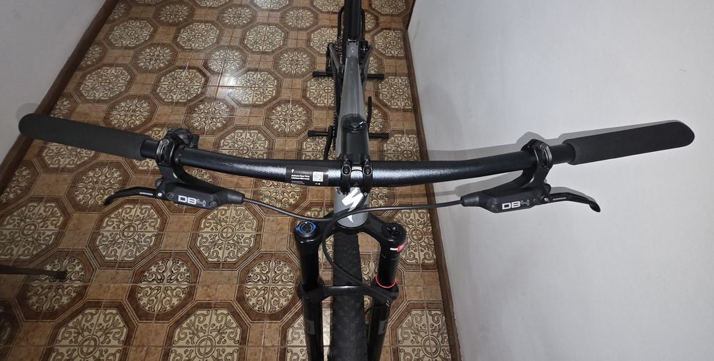 Specialized Epic 8 (Todos os Componentes são Novos 0 klm)