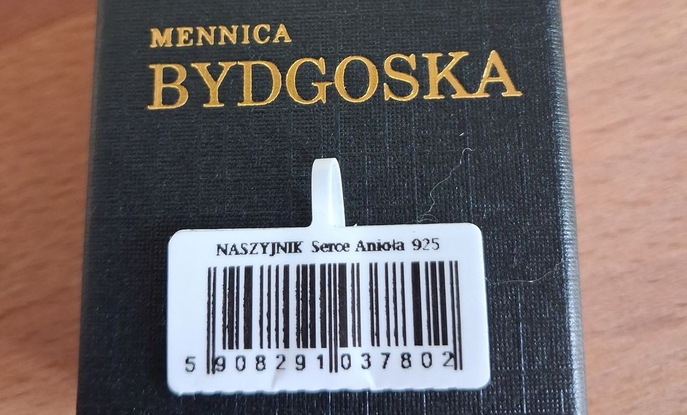 Naszyjnik srebrny Serce Anioła ( NOWY)