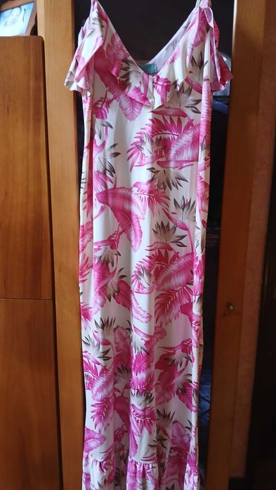 roupa de mulher variada