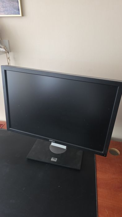 Monitor dell 24 cale
