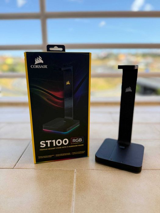 Suporte de Headset Corsair ST100 RGB (Premium c/ Placa de Som 7.1)