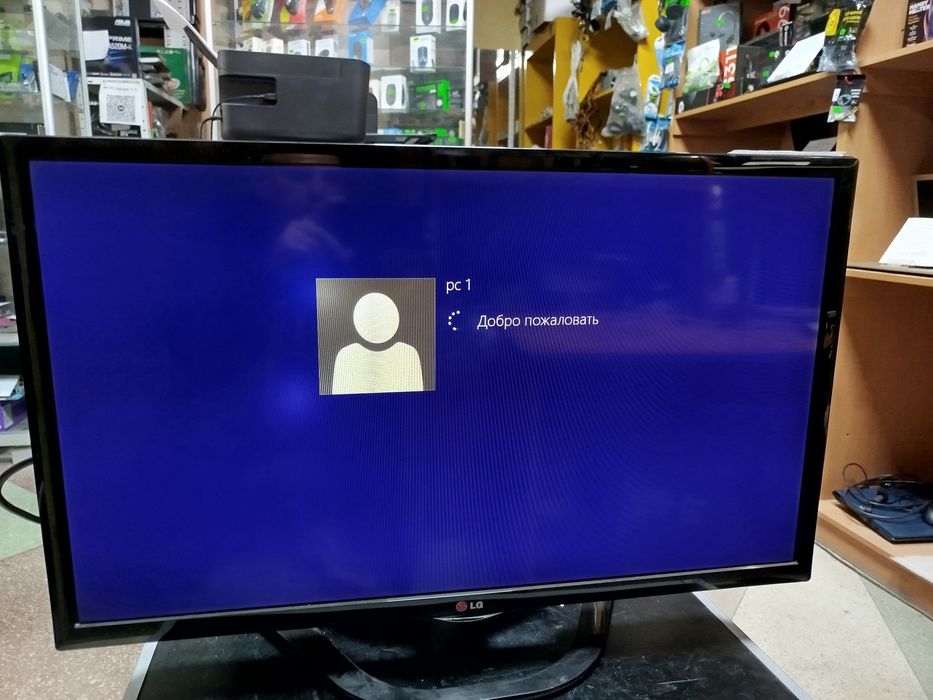 Б.в.смарт телевізор" LG" 32"