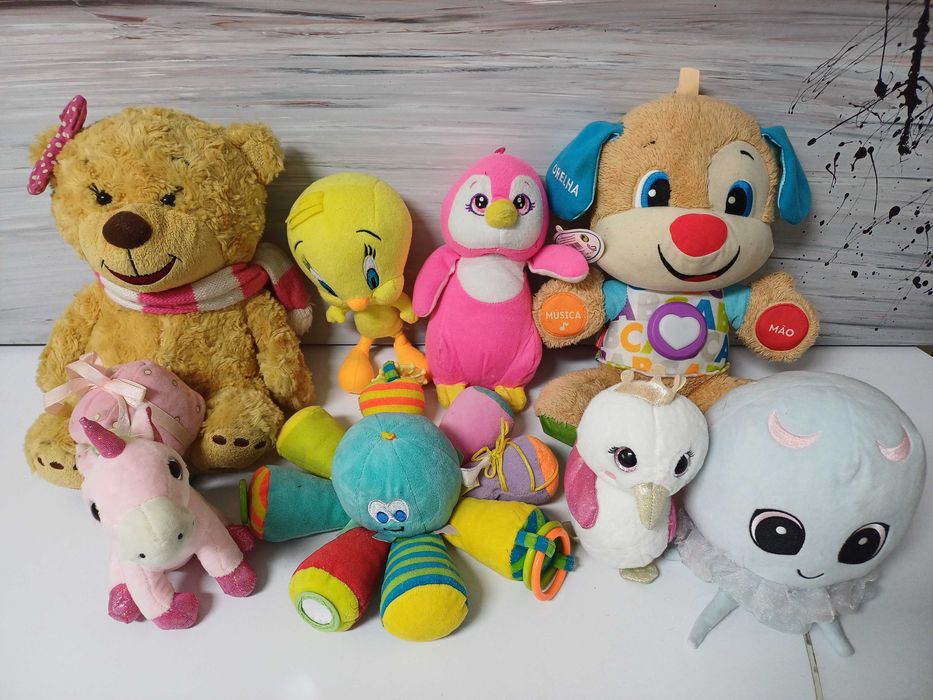 Peluches vários 8 unidades
