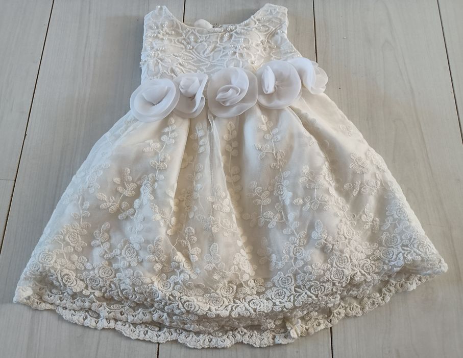 Śliczna sukienka/ chrzciny na 3 miesiace