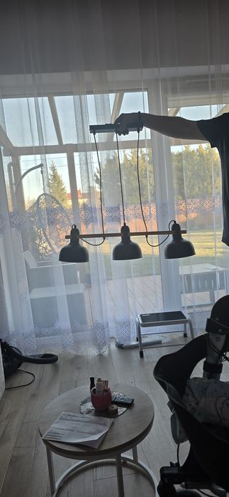 Lampa wisząca nad stól