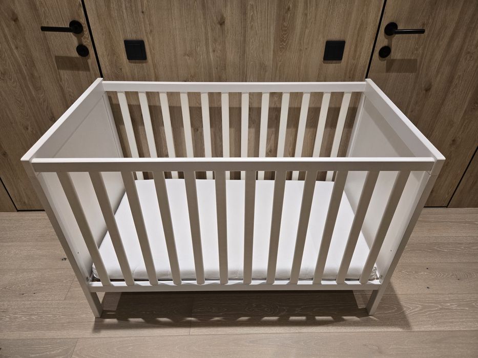 IKEA SUNDVIK 002.485.67 Дитяче ліжко + матрац IKEA SKÖNAST, 60x120 см