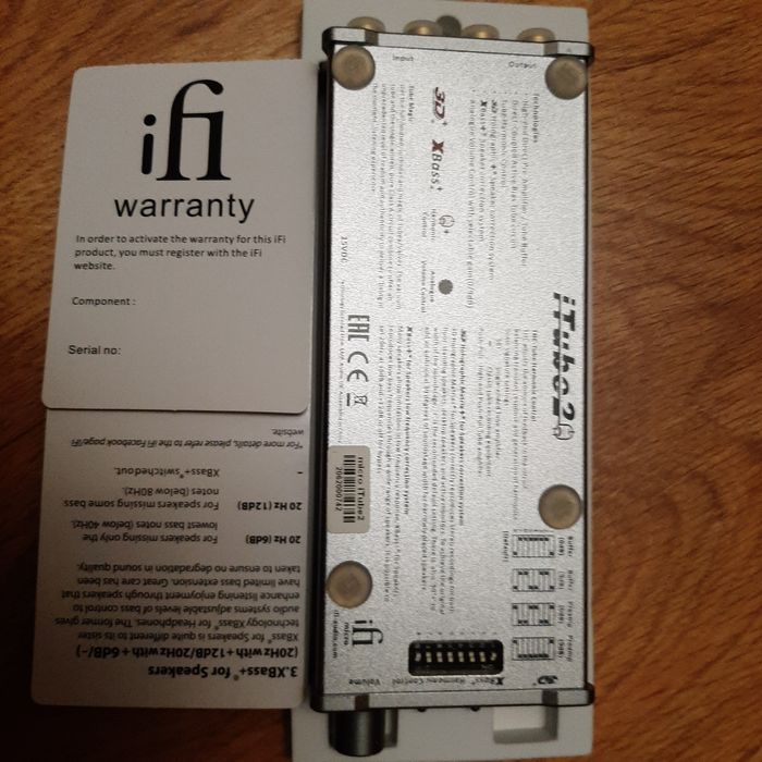 IFI Audio pre amplificador valvulado