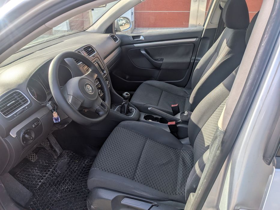 Vendo VW Golf 1.6TDI