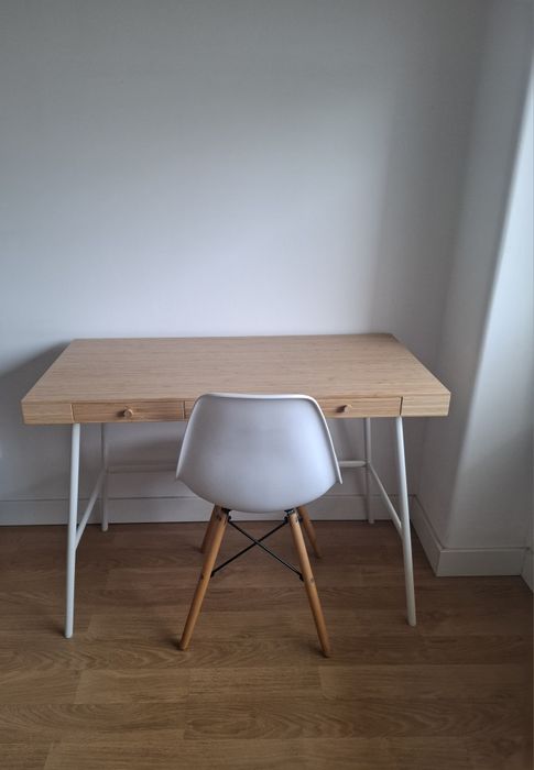 Secretária Ikea Lillasen nova