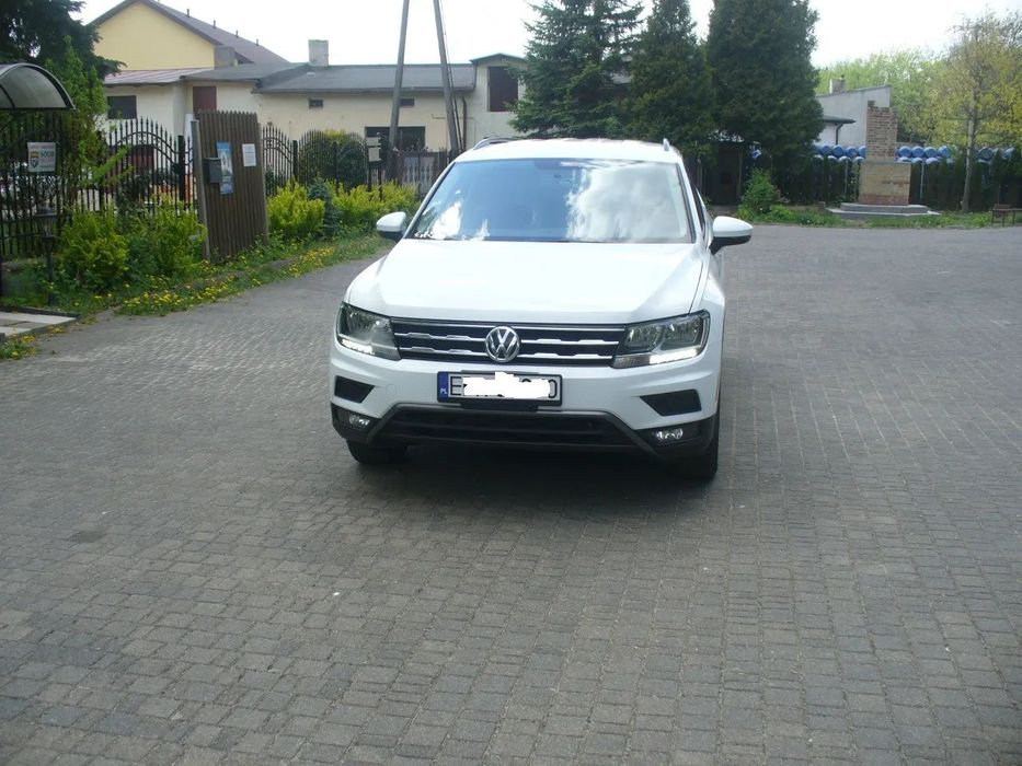 Volkswagen Tiguan Zarejestrowany wersja ALLSPACE stan bardzo dobry serwisowany