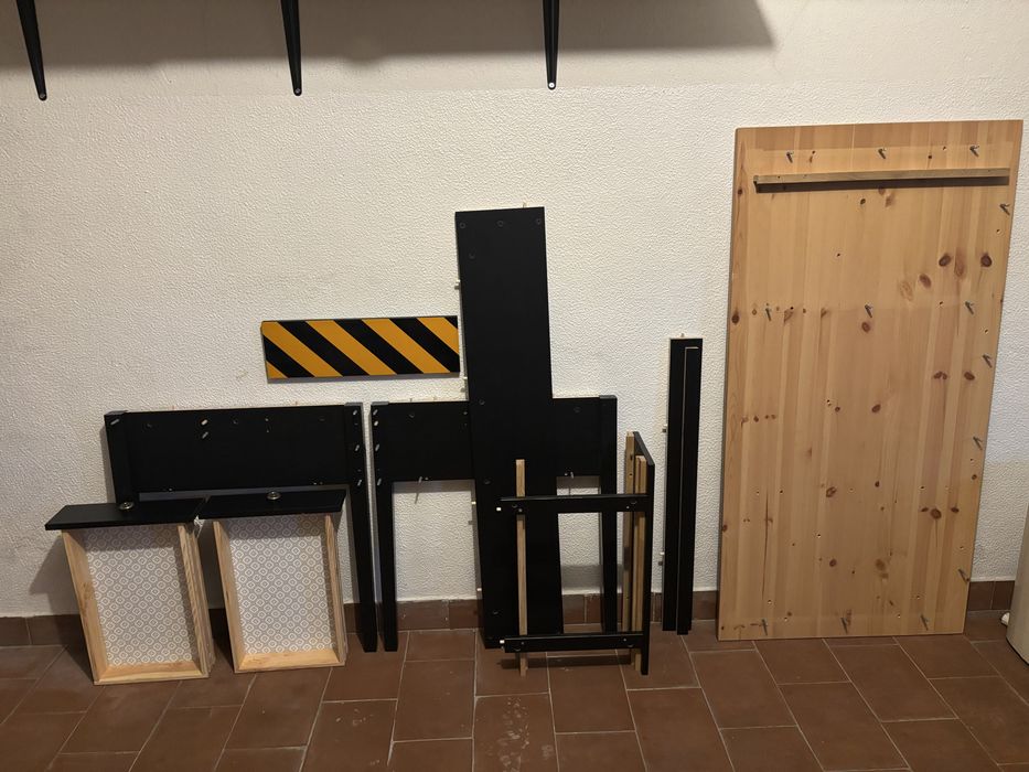 Secretária IKEA ARKELSTORP – Madeira Maciça (Preto) - como nova