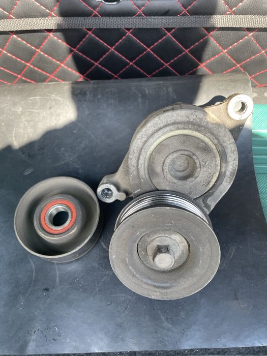 Mazda 3 BK 1.6 оригінальний комплект роликів поліклинового ременю