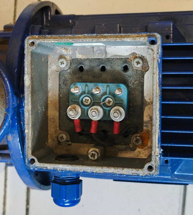 Pompa hydroforowa Hydro Vacuum Grudziądz SM 4.02 z silnikiem 400V 3-fazowym 1.5kW