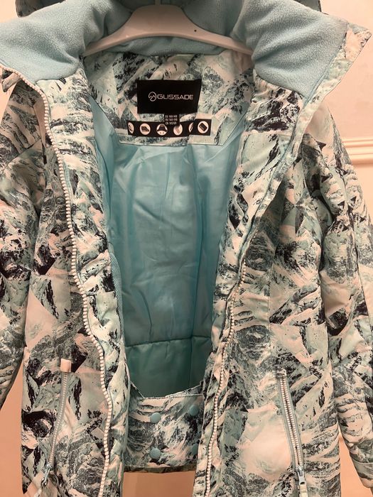 Продам лыжную куртку для девочки Glissade на 146