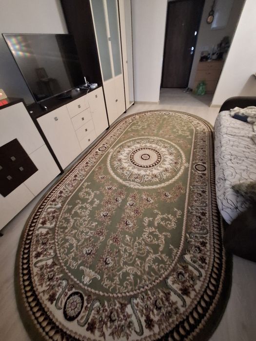 Продамо майже новий килим виробник Турція