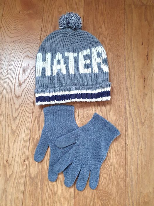 Kołnierzyk apaszki  okulary przeciwsłoneczne paski