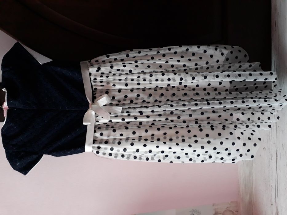 Платье на девочку 7-8 лет