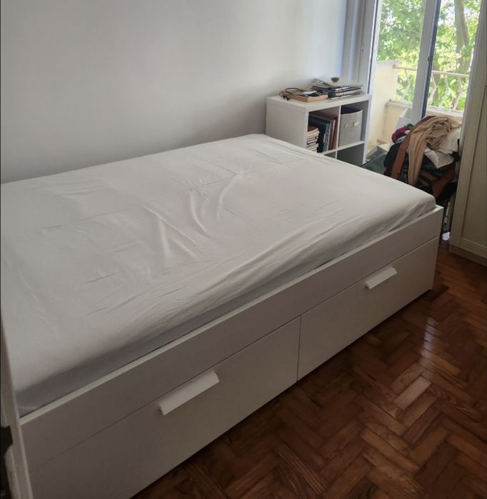 Cama Casal IKEA Brimnes