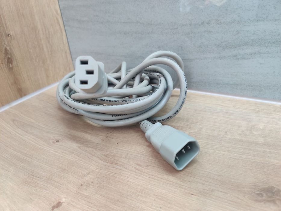 Кабель живлення ПК, VGA, mini-jack AUX