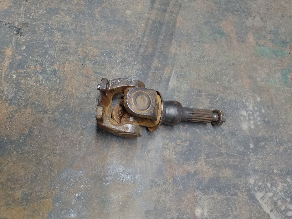 Волинець ЛУАЗ кардан.