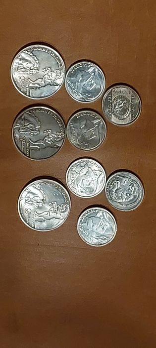 moedas de escudo em prata