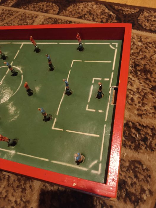stara zabawka z czasów PRL gra FOOTBALL