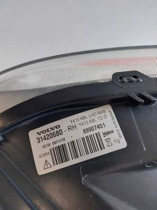 Lampa przednia prawa Volvo XC60 Bi-xenon Europa