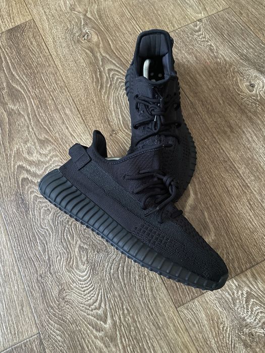 Adidas Yeezy Boost 350 V2 Onyx