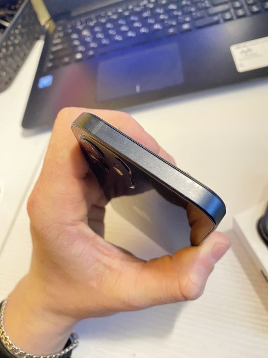 Продам iphone 12/64