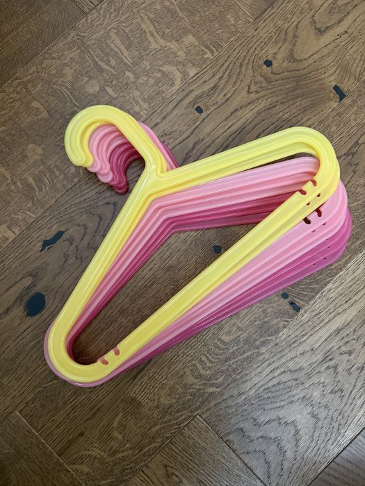 Wieszaki dzieciece Ikea