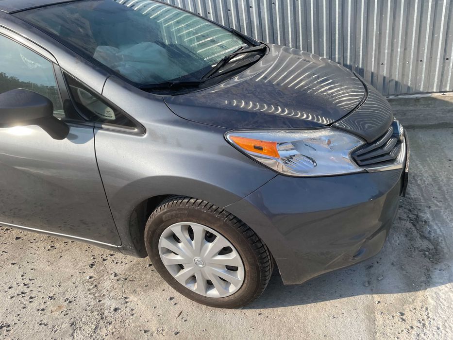 Фара права для Nissan Versa Note 2012-2016