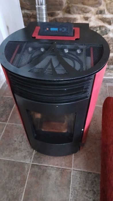 Recuperador de calor a peletes a funcionar  bem