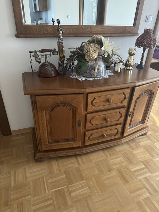 Komoda z lustrem drewnianym