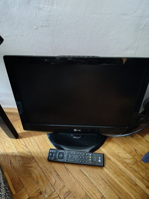 Telewizor LCD LG 19 LG 3050 Bez dekodera