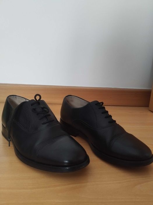 Sapatos Pretos Nº37