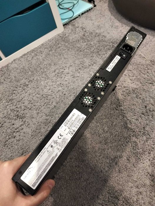 Kontroler sieci Meru 1500