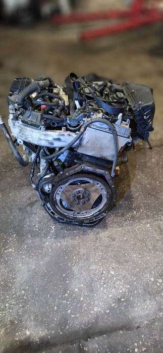 ДВЗ двигун ОМ611 646.961 Mercedes Sprinter Vito E-class 2.2 CDI
