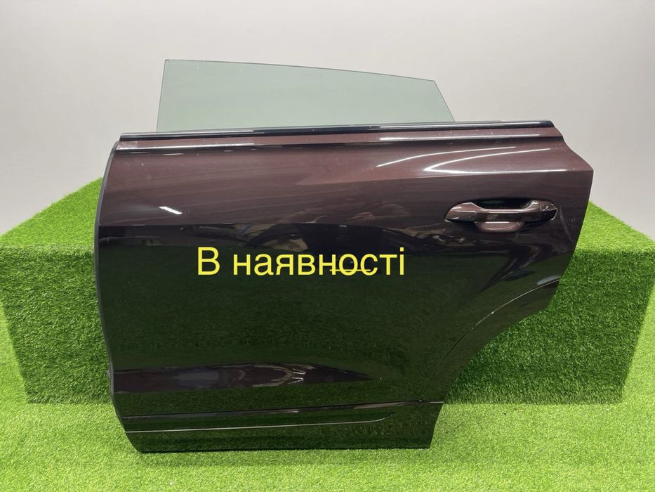 Двері задні ліві audi Q8 комплектні