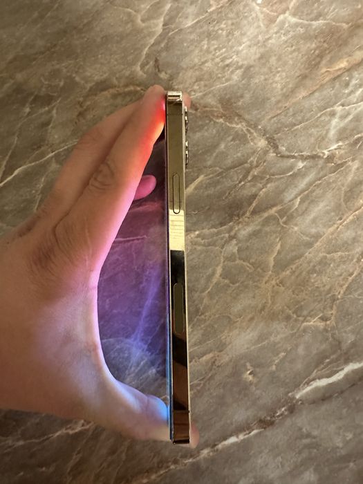 Продам Apple iPhone 12 Pro Max 128GB Gold
