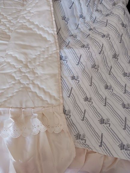 Colcha / edredon casal NOVA cetim beje