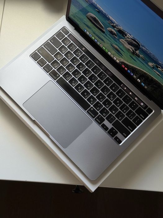 MacBook Pro 2020 , 16 gb, 512 gb