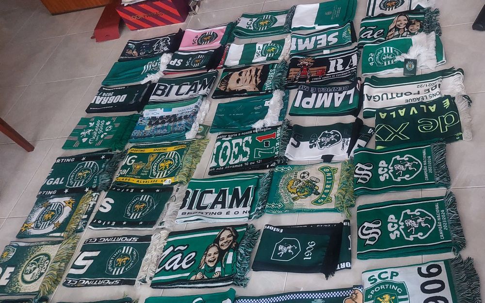 Lote de 60 bufandas, echarpes sporting clube de Portugal