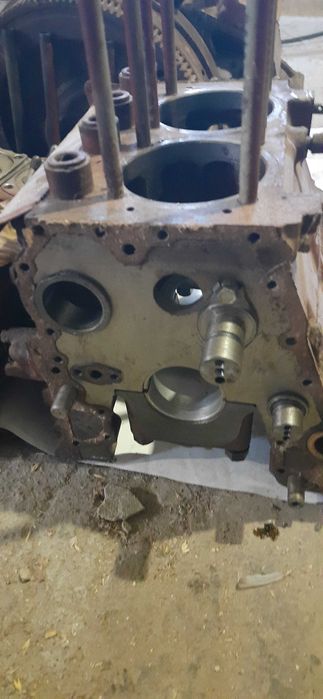 Новий двигун Д-21 до трактора Т-25