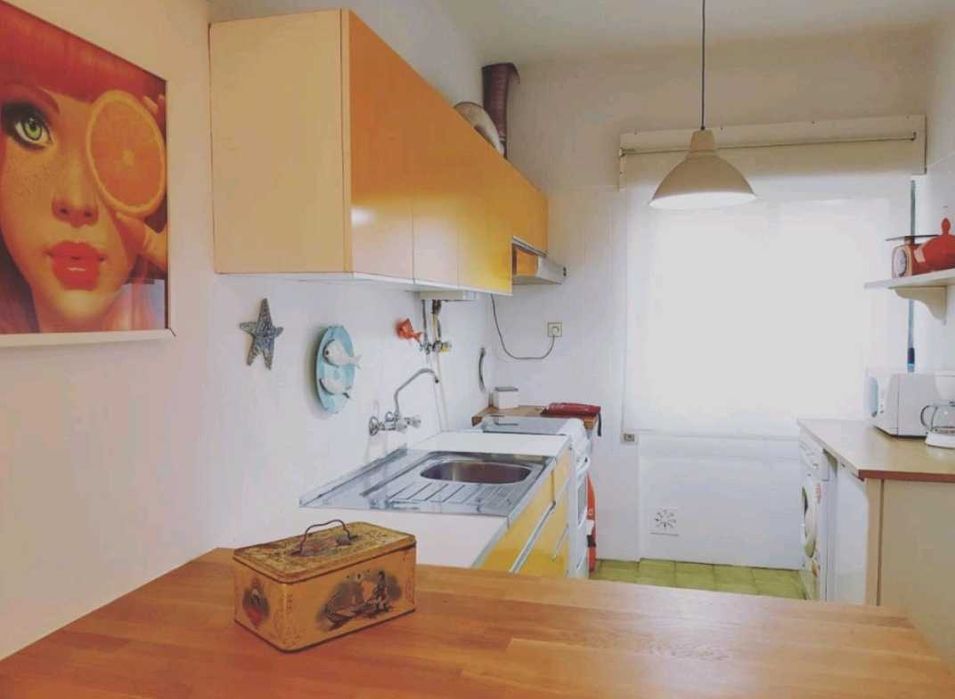 Colourful and spacious studio in Arroios