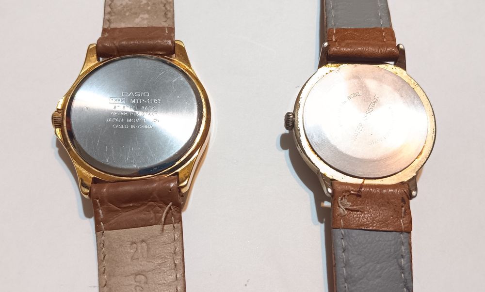 2 Relogios casio e timex de corda vendo troco