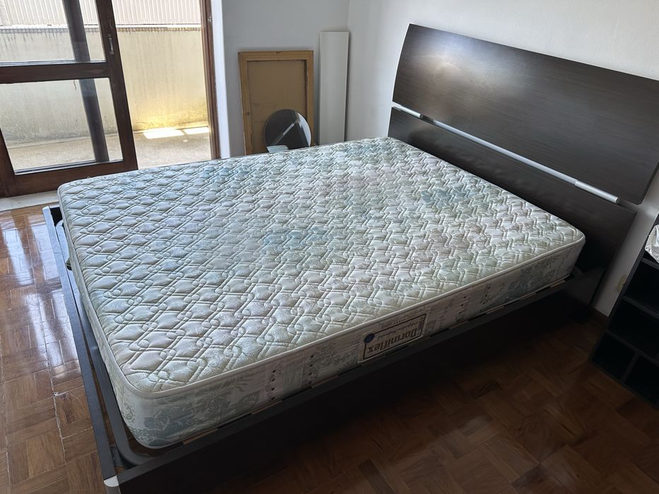 Cama + estrado + colchão