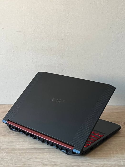 Acer Nitro 5 GTX 1050 (3GB) | i5-9300H | 8/256 GB | Win 11 Pro