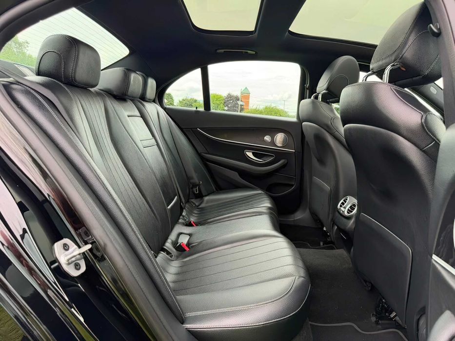 Mercedes-Benz E 350 4MATIC      2020