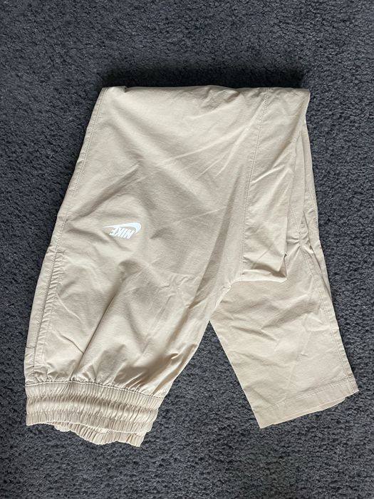 Spodnie trekingowe nike S